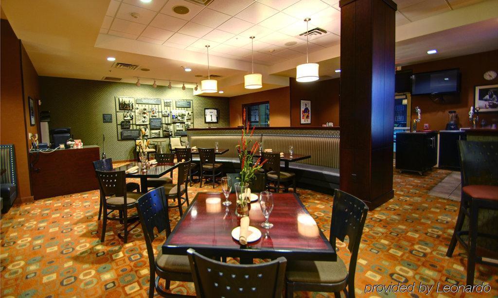 Holiday Inn & Suites Green Bay Stadium By Ihg Экстерьер фото